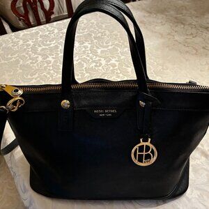 New condition Henri Bendel purse - rare bag - crossbody strap NEW; No Box